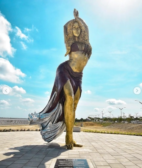 Estátua da Shakira