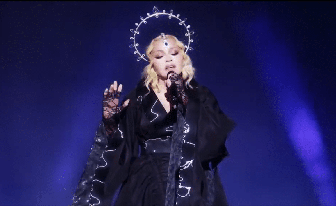 Madonna e seu histórico de atrasos