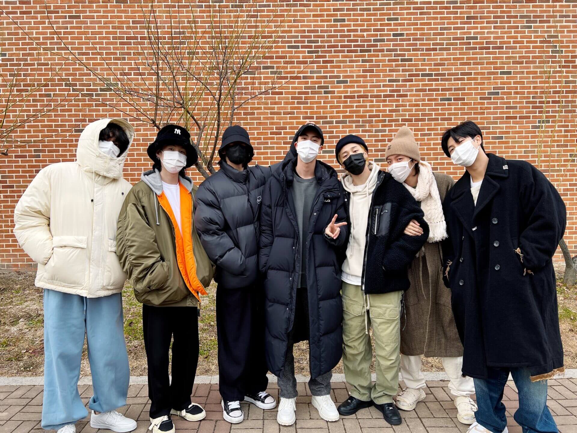 BTS irá gravar música inédita de Michael Jackson, diz jornal