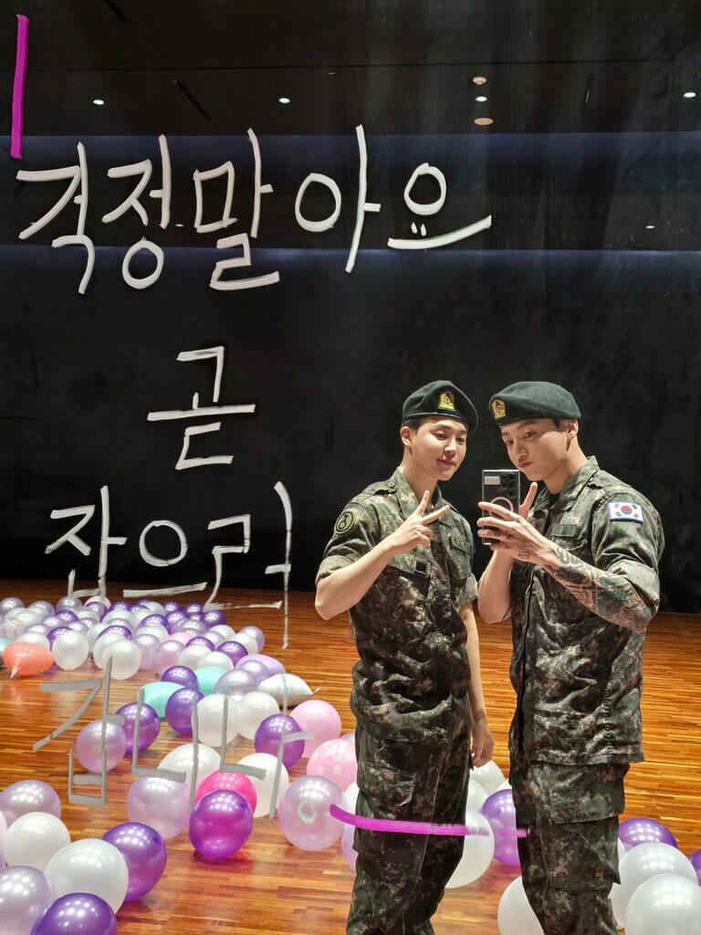 JK e Jimin retornaram do Serviço Militar nessa quarta (11). (Foto: Reprodução redes sociais)