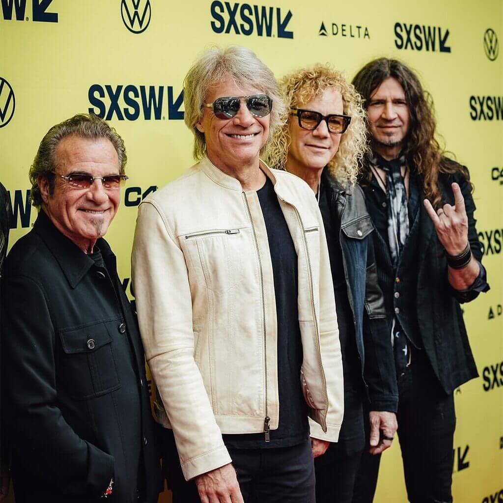 A banda Bon Jovi em uma premiação