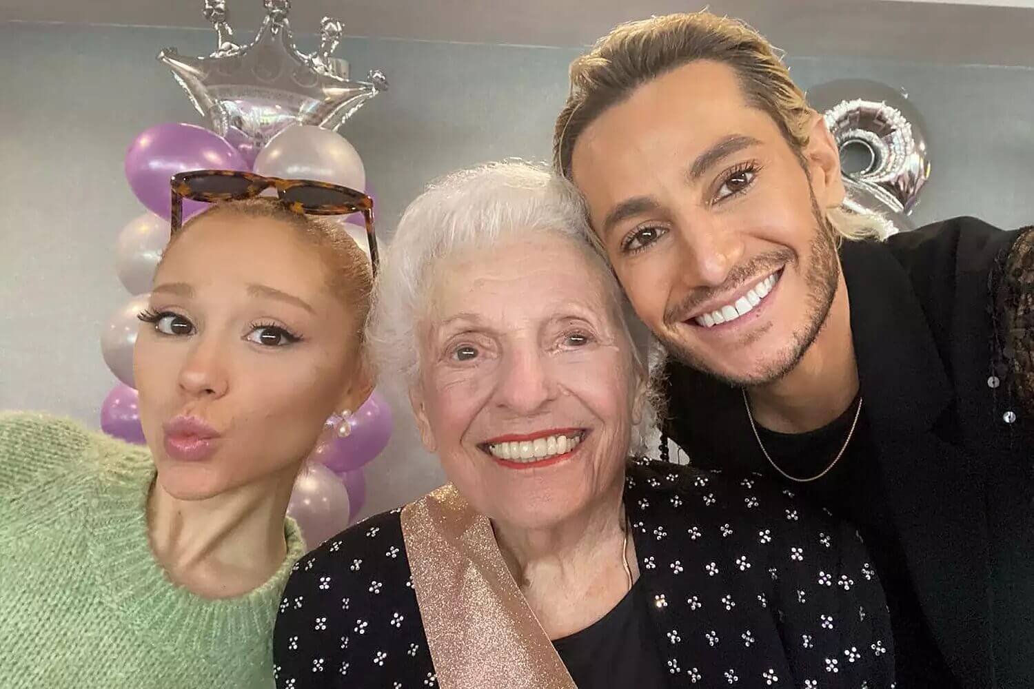 Nonna, avó de Ariana Grande, morre aos 99 anos