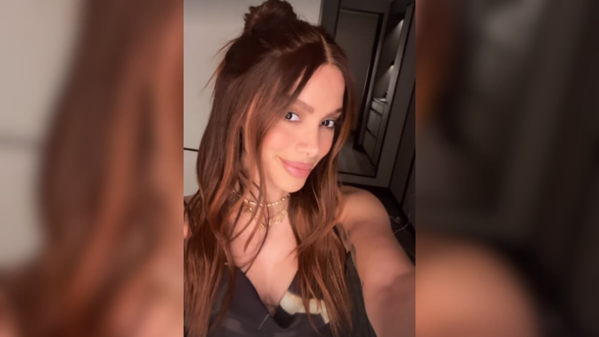 Anitta reaparece nas redes com “novo rosto” e web reage: “Parece outra pessoa”