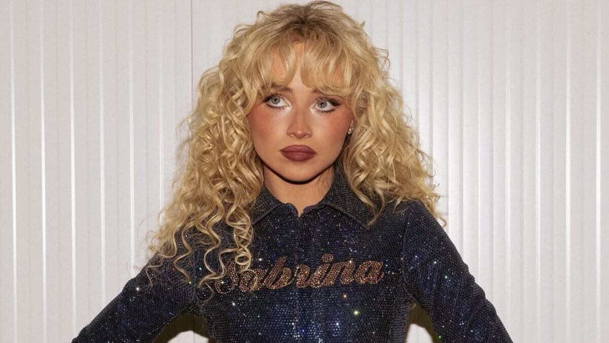 De “Evolution” a “Man’s Best Friend”: conheça todos os álbuns da Sabrina Carpenter