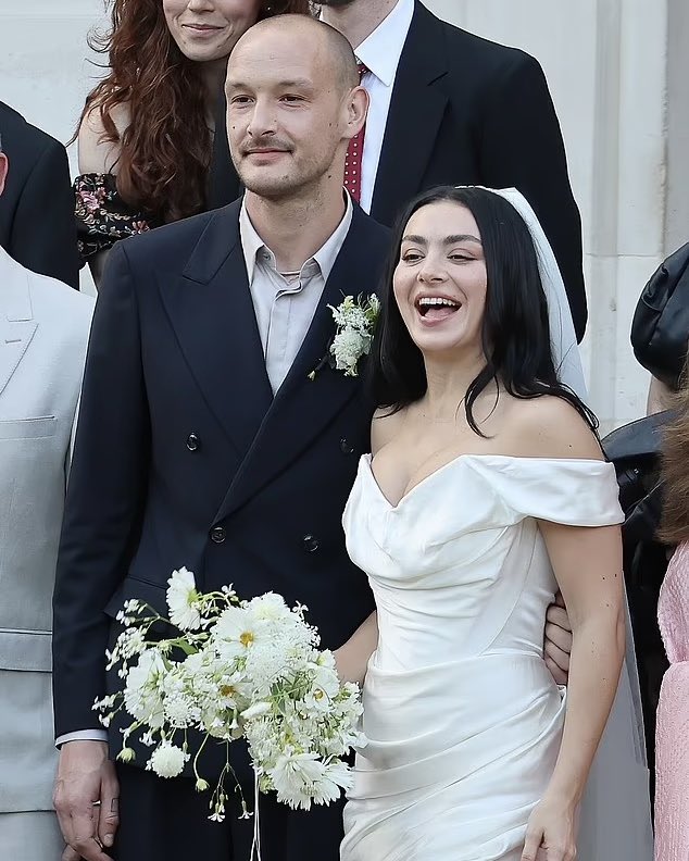 foto para ilustrar o casamento da charli