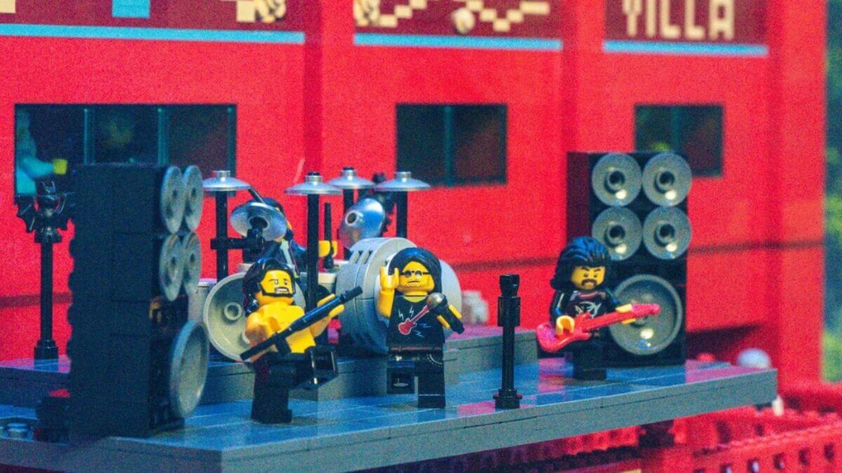 Black Sabbath ganha miniatura da Lego em homenagem ao último show; veja fotos