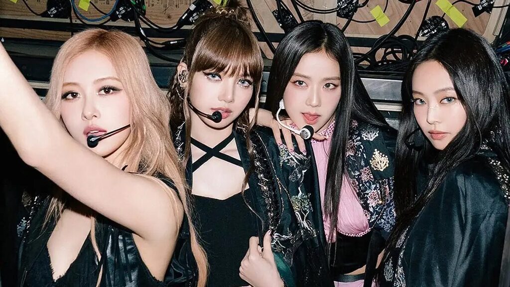 Formado pela YG Entertainment em 2016, o BLACKPINK é considerado o maior girl group do K-pop na atualidade (Foto: Reprodução, Redes Sociais)