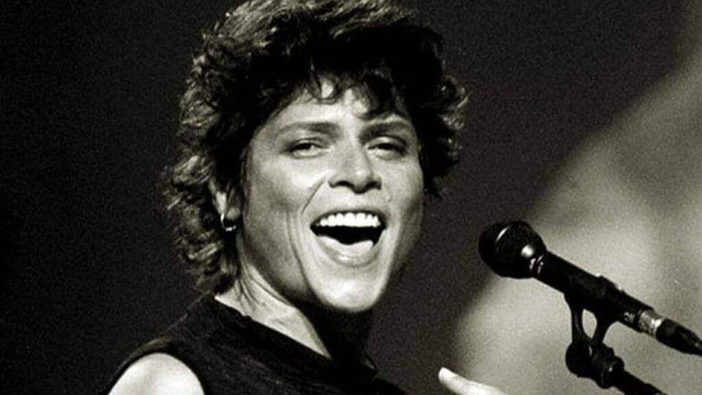 Como estariam ícones da música se estivessem vivos em 2025