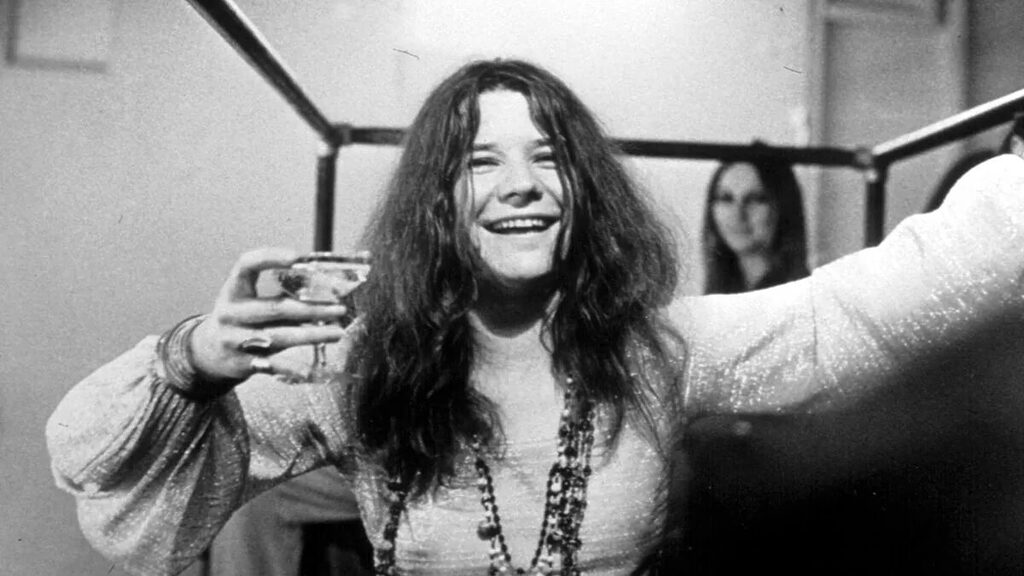 Janis Joplin tem o apelido de rainha do rock psicodélico e morreu aos 27 anos. (Foto: Reprodução, Redes Sociais)