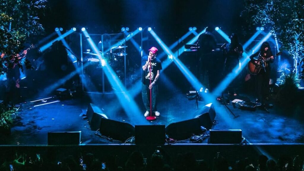 Zayn é filho de pai paquistanês e mãe inglesa com ascendência irlandesa (Foto: Reprodução, Redes Sociais)
