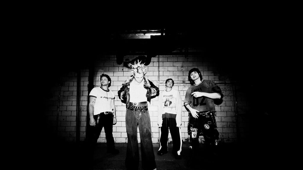 Gravado em Los Angeles e Nashville, o projeto foi guiado por uma proposta sonora autêntica e emocional, segundo a banda. (Foto: Divulgação/5SOS)