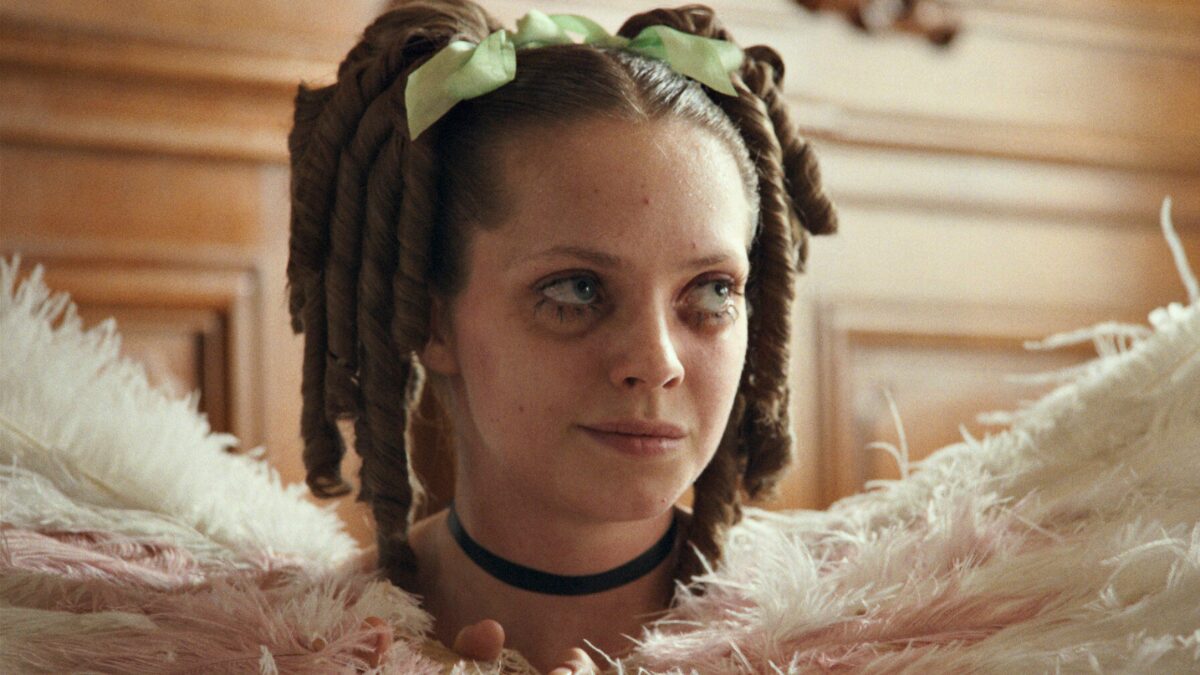 A Meia-Irmã Feia: uma reinterpretação sombria da Cinderela