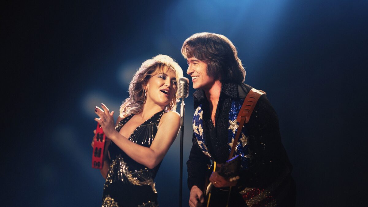 “Song Sung Blue: Um Sonho a Dois” estreia nos cinemas e é aposta para o final de semana