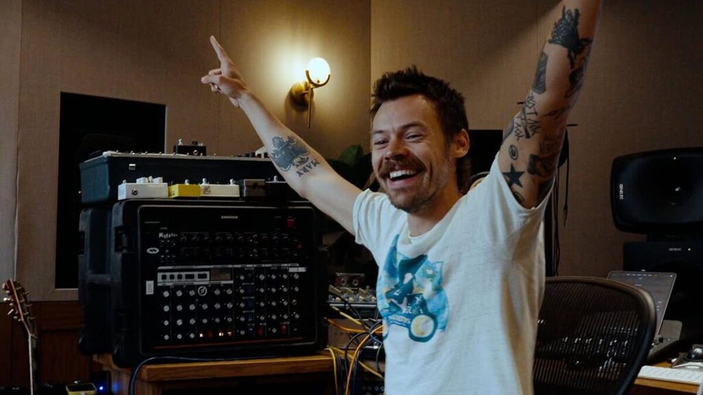 “Aperture” marca o retorno de Harry para música após quase três anos (Foto: Divulgação/Harry Styles)