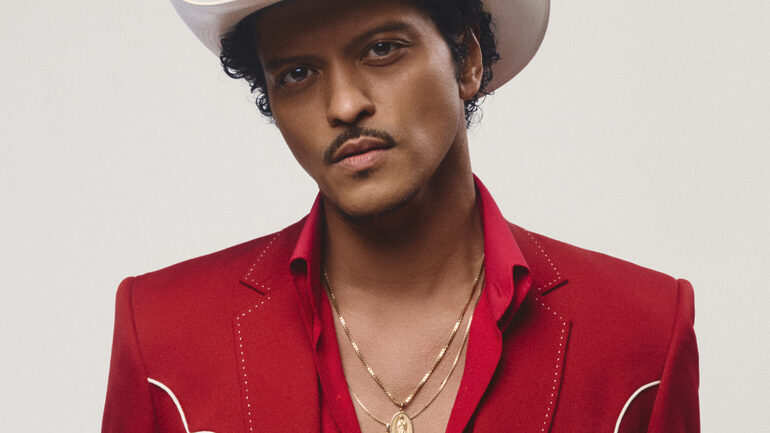 Bruno Mars lança álbum “The Romantic” após uma década