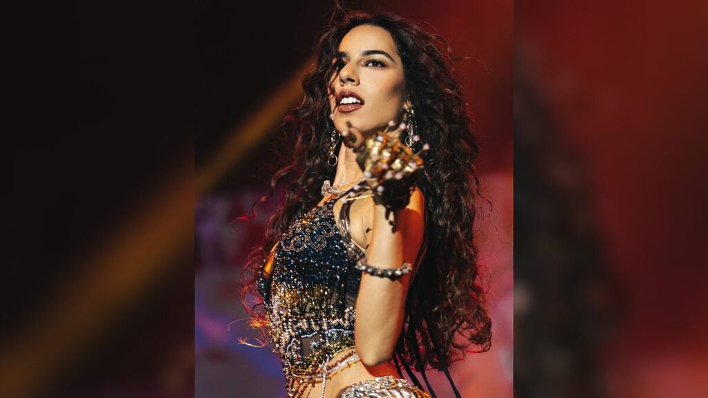 Marina Sena retoma a turnê “Coisas Naturais”