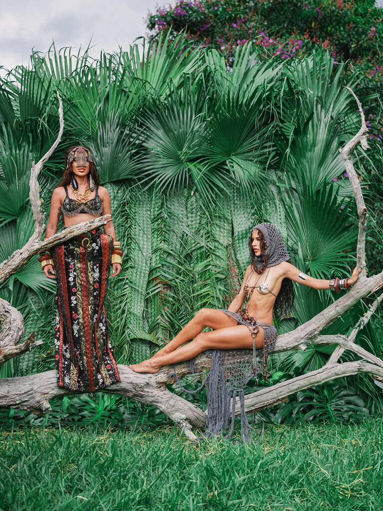 Anitta lança “Deus Mãe”, terceiro volume da sequência audiovisual do álbum, com a faixa “Mandinga”, com participação de Marina Sena.