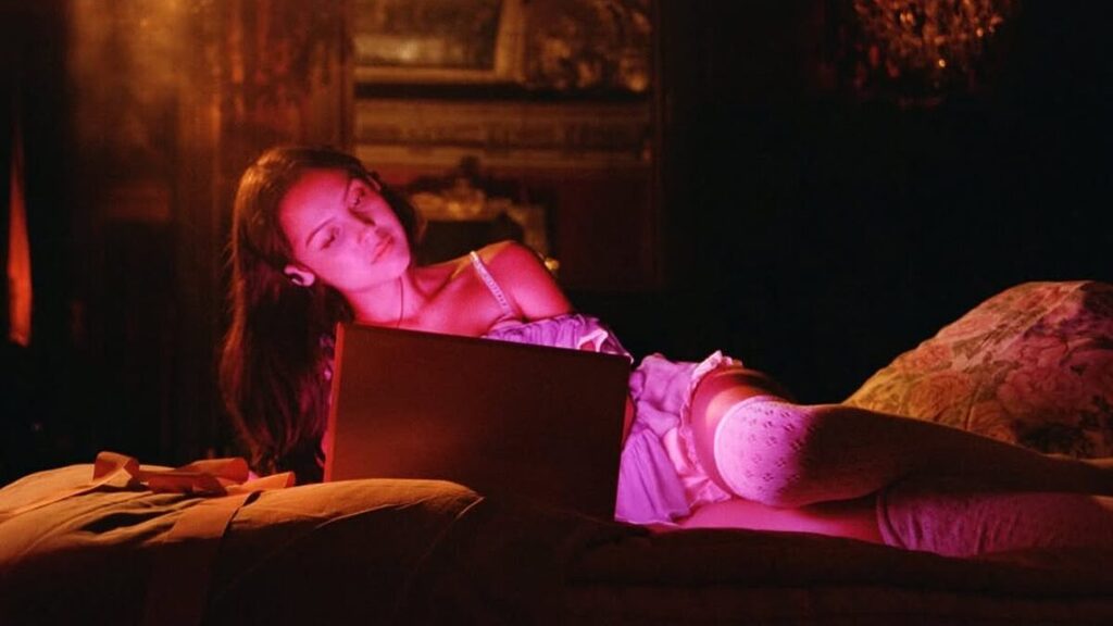 O disco “you seem pretty sad for a girl so in love” será lançado no dia 12 de junho, dia dos namorados no Brasil (Foto: Divulgação/Olivia Rodrigo)