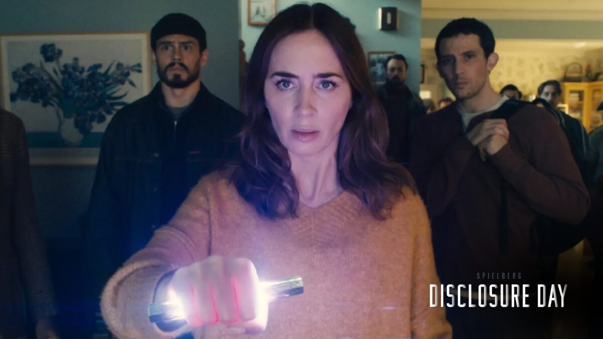 Novo filme de “Steven Spielberg” traz invasão alienígena chocante em “Dia D”