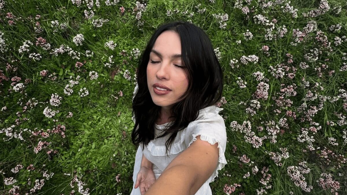 Rolling Stone, Variety e Billboard elogiaram a maturidade artística da cantora no novo trabalho (Foto: Reprodução/Redes Sociais)