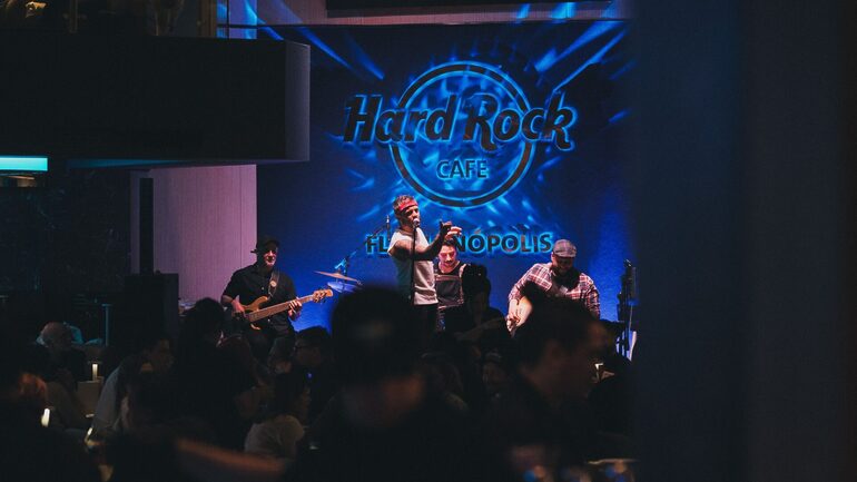 Hard Rock Cafe comemora Dia do Rock