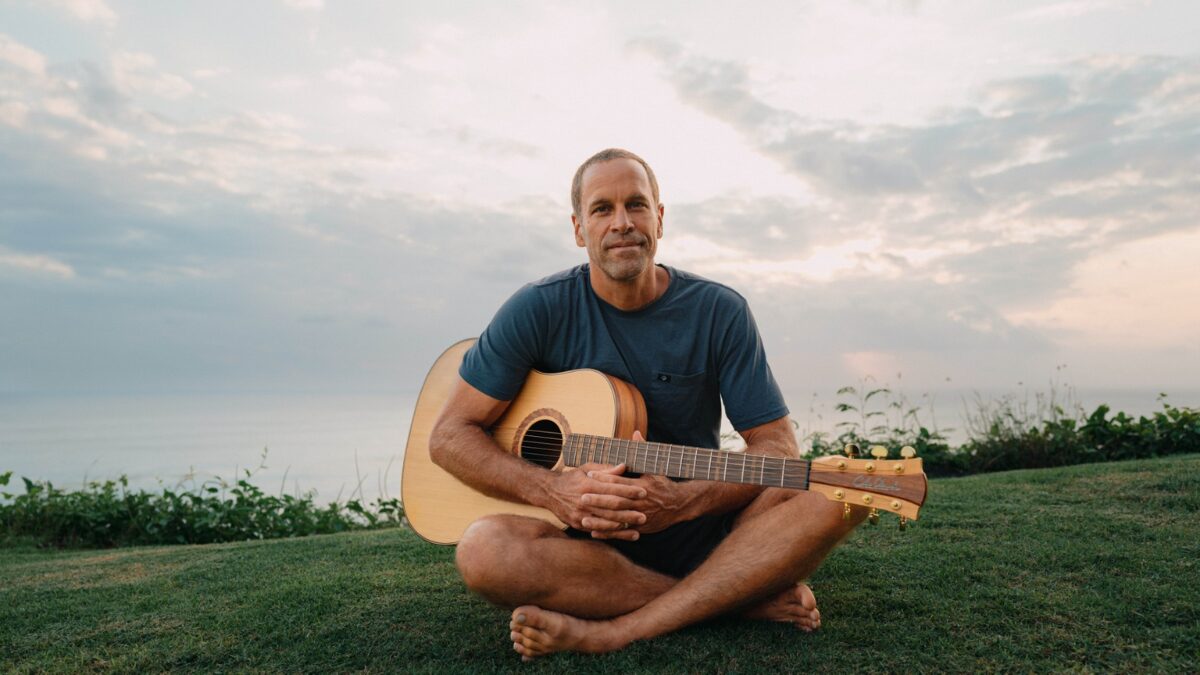 Jack Johnson traz turnê SURFILMUSIC para Florianópolis