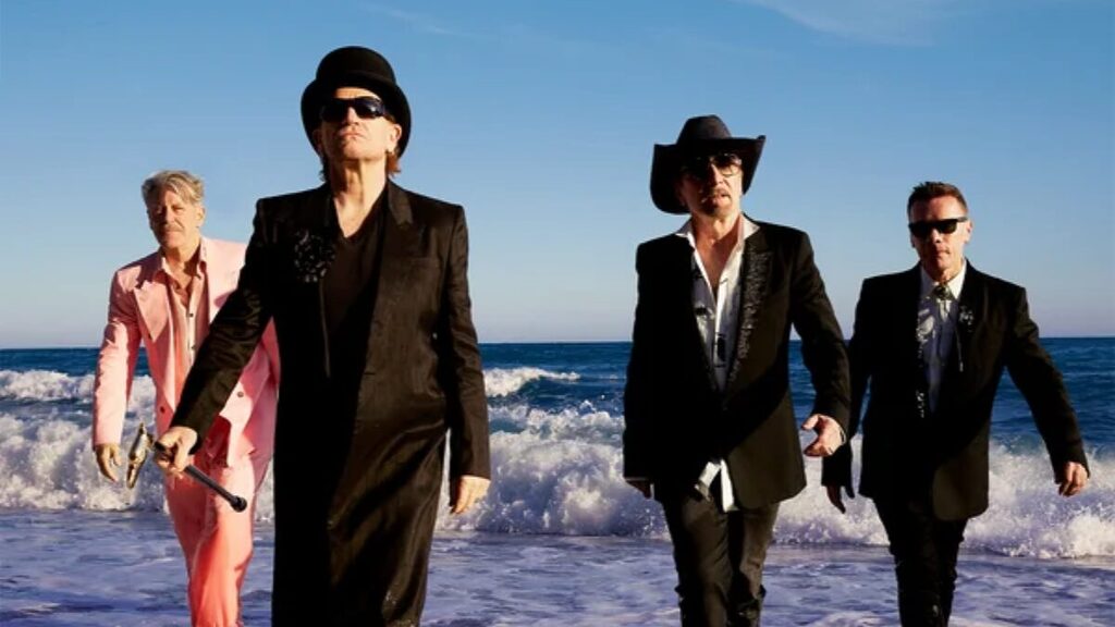 O U2 encerrou um hiato de nove anos ao lançar nesta terça-feira (7) o single "Street of Dreams". A faixa chegou acompanhada de um videoclipe gravado no México e serve como a primeira do próximo álbum de estúdio da banda irlandesa.