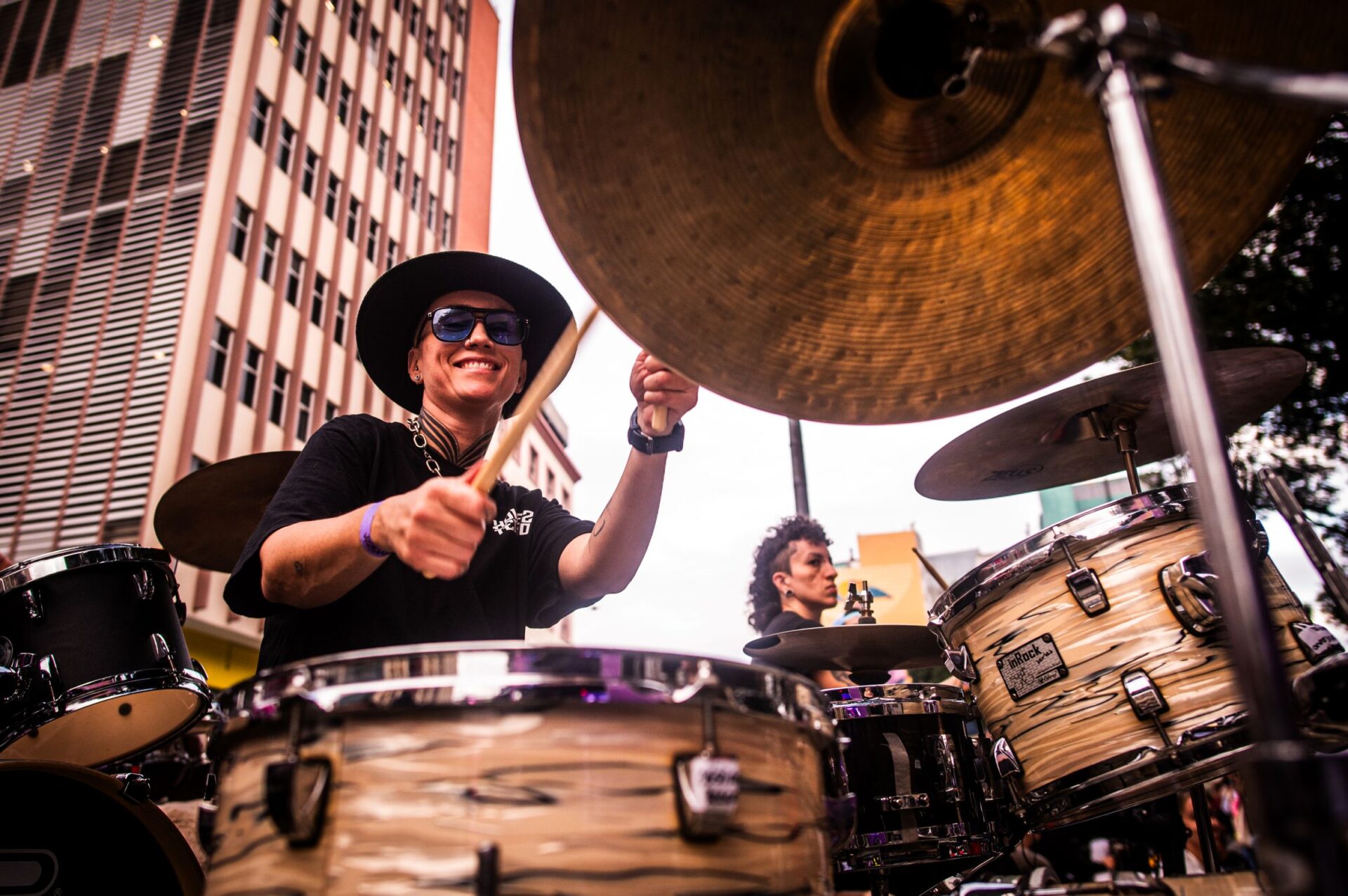 Orquestra de Baterias de Floripa celebra 13 anos com repertório de QUEEN