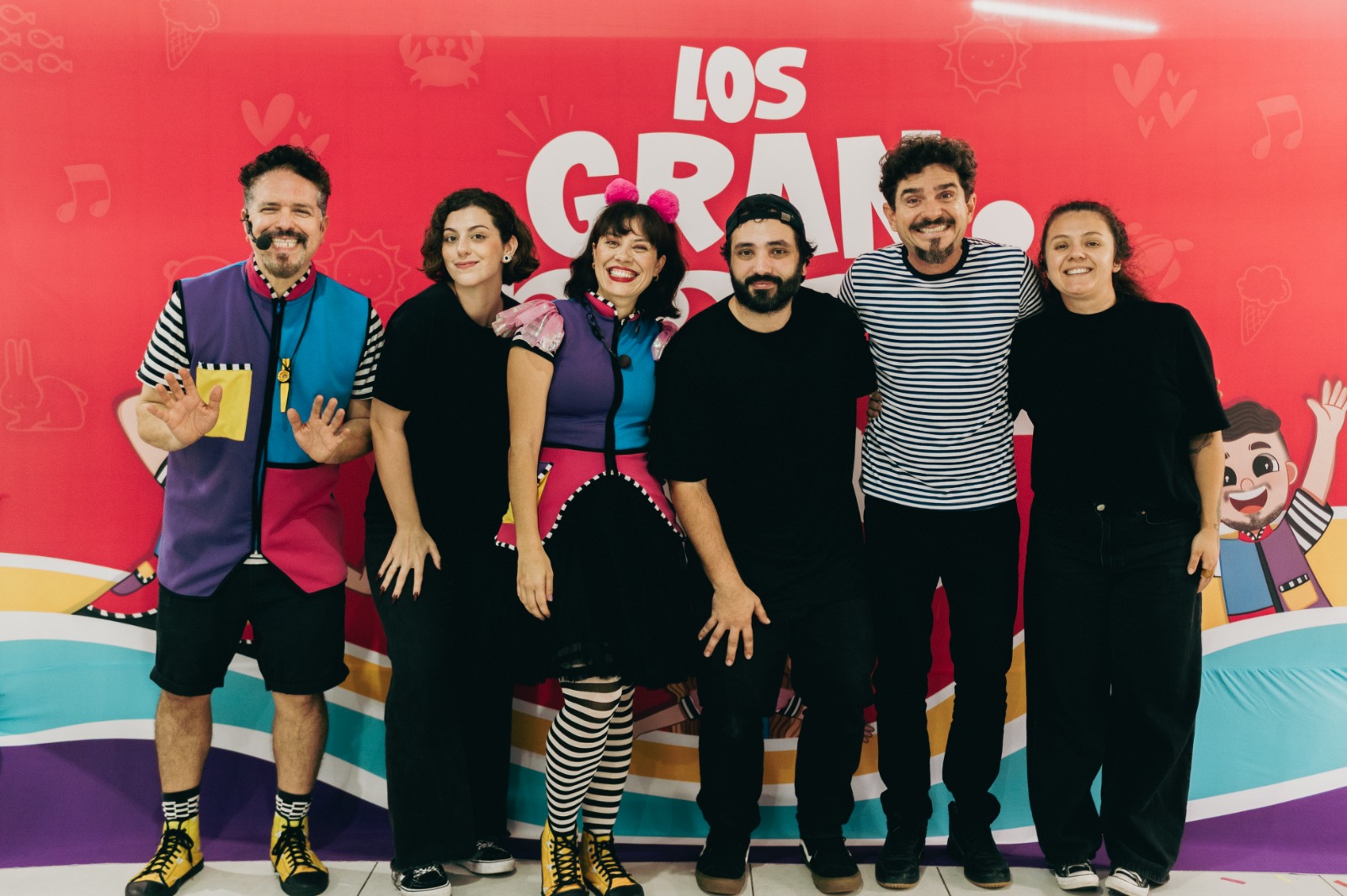 Los Gran Nanicos fazem apresentações gratuitas para crianças em setembro