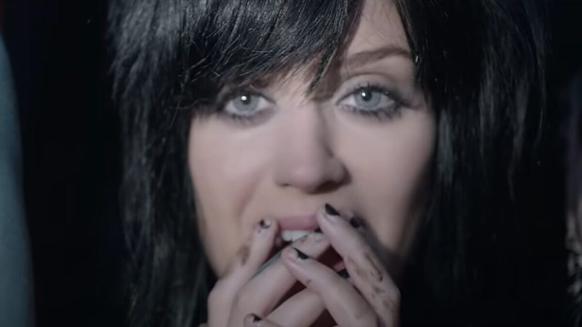 The One That Got Away, de Katy Perry, é eleita a Música do Verão